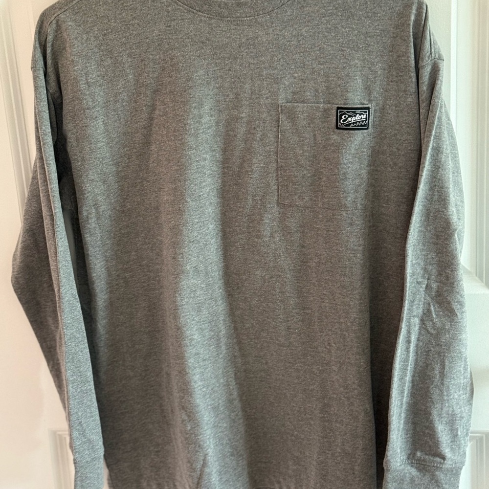 Old Navy Men's Gray Long Sleeve Tee